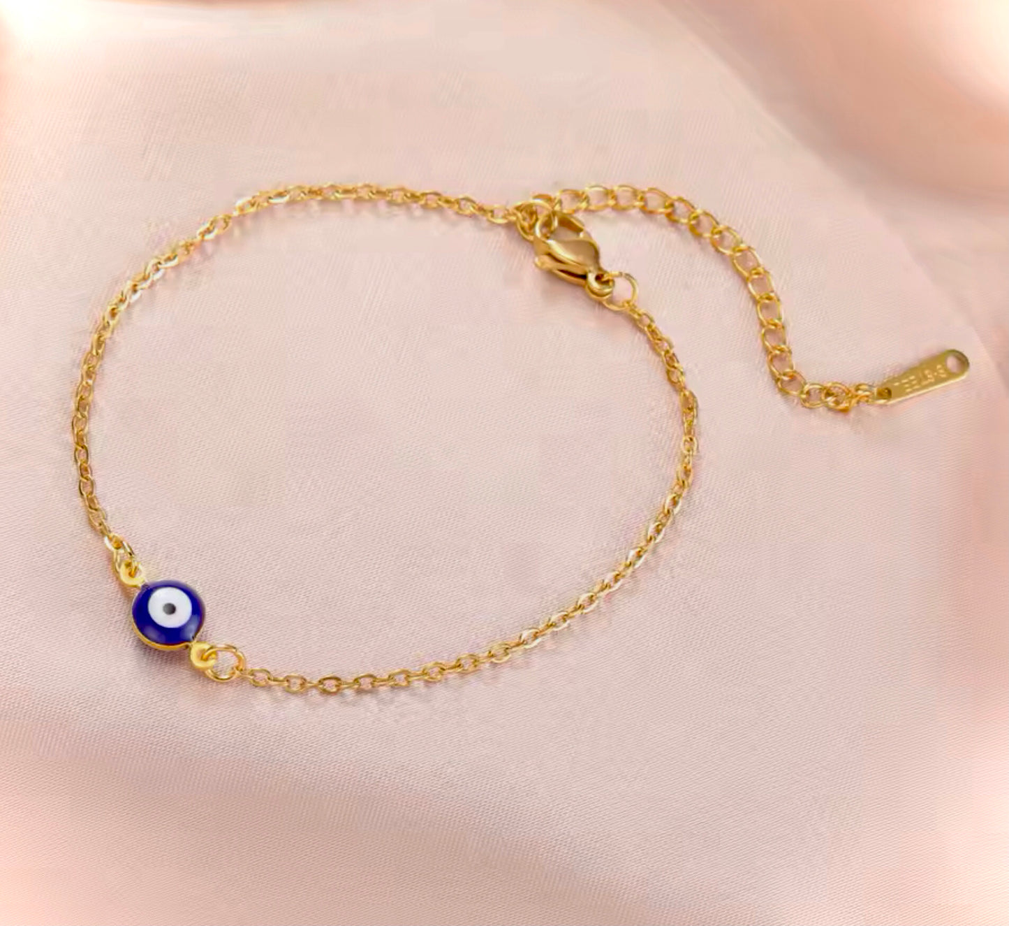 Dainty Adjustable size evil eye bracelet in Silver or Gold