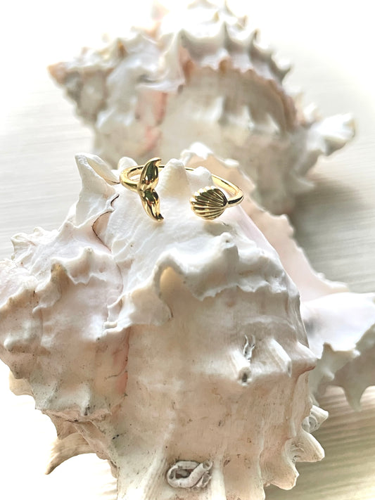 Mermaid Tail and Shell Gold Ring