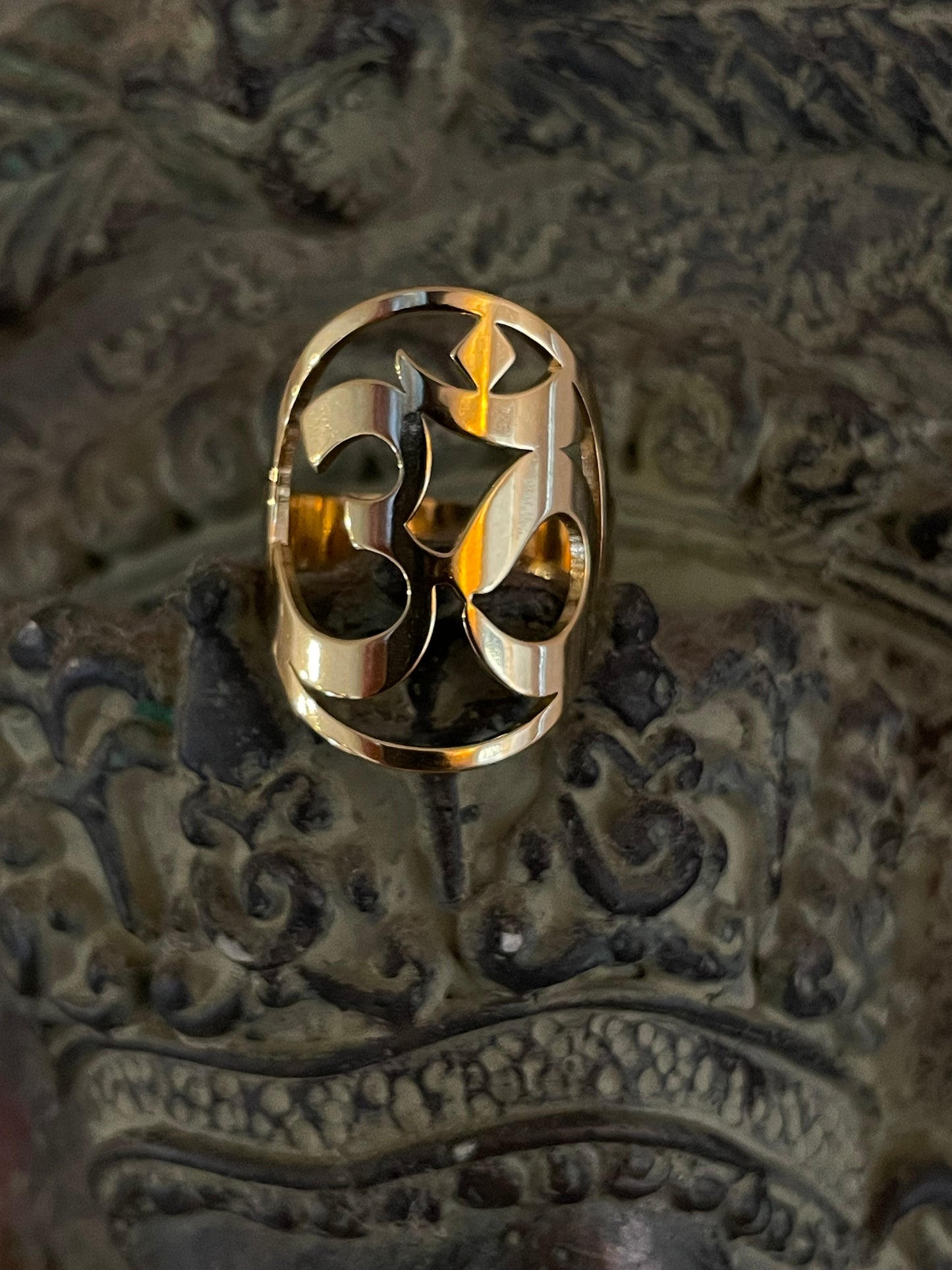Shiny Gold plated Om Ring