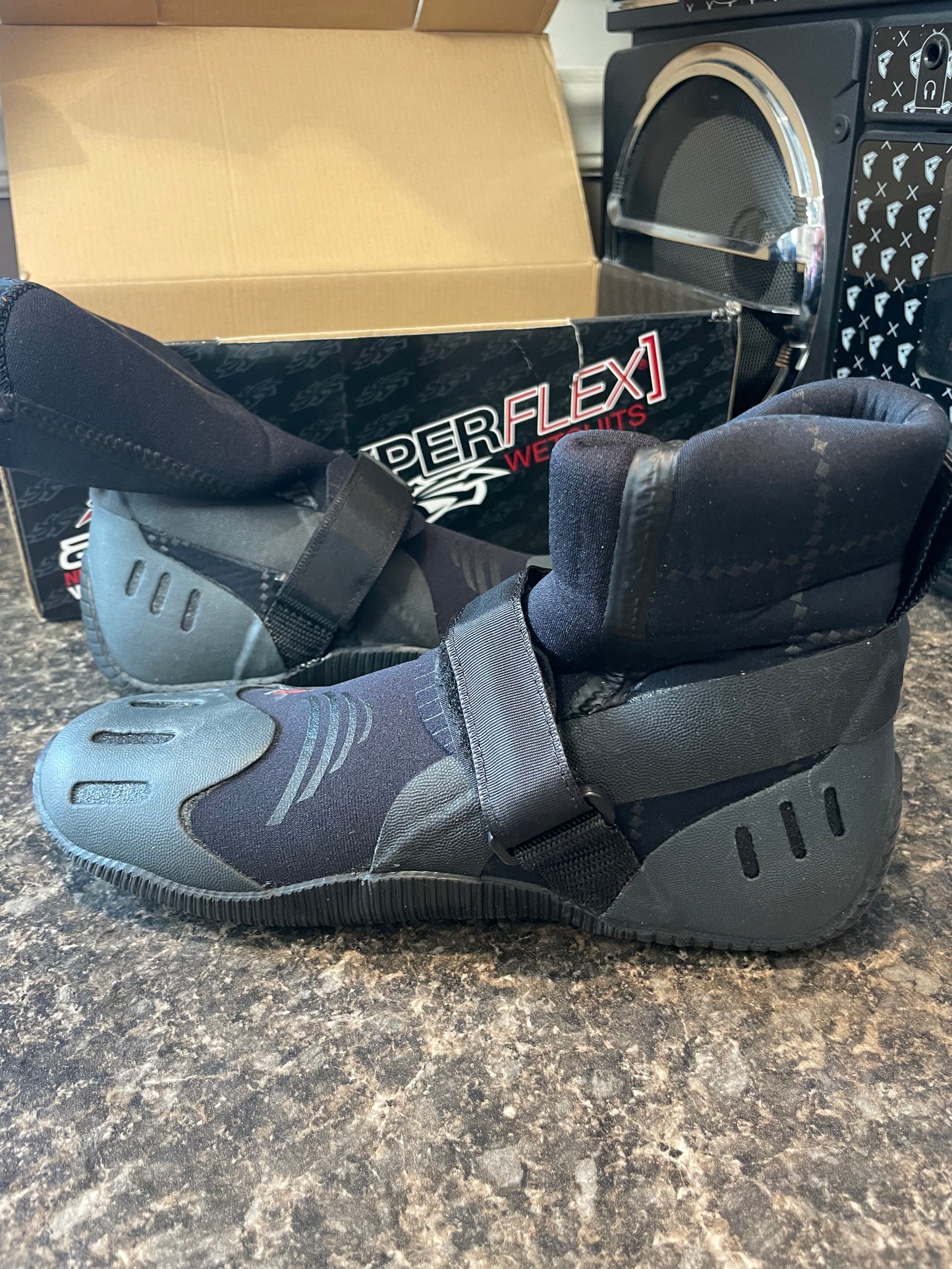 Hyperflex Amp 5mm RT Boot size 6 - FINAL SALE