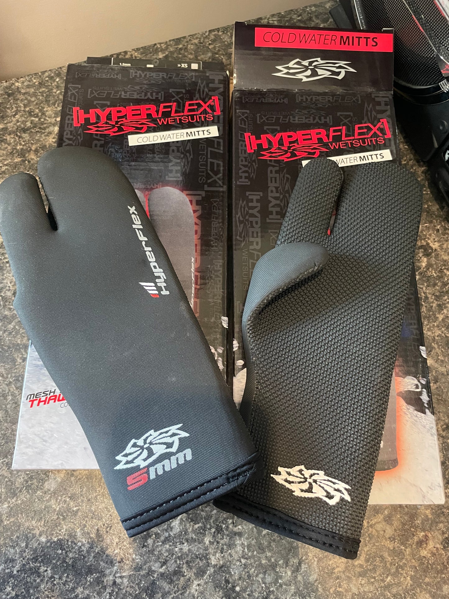 Hyperflex 5mm Thaw Claw Mitts -Final Sale