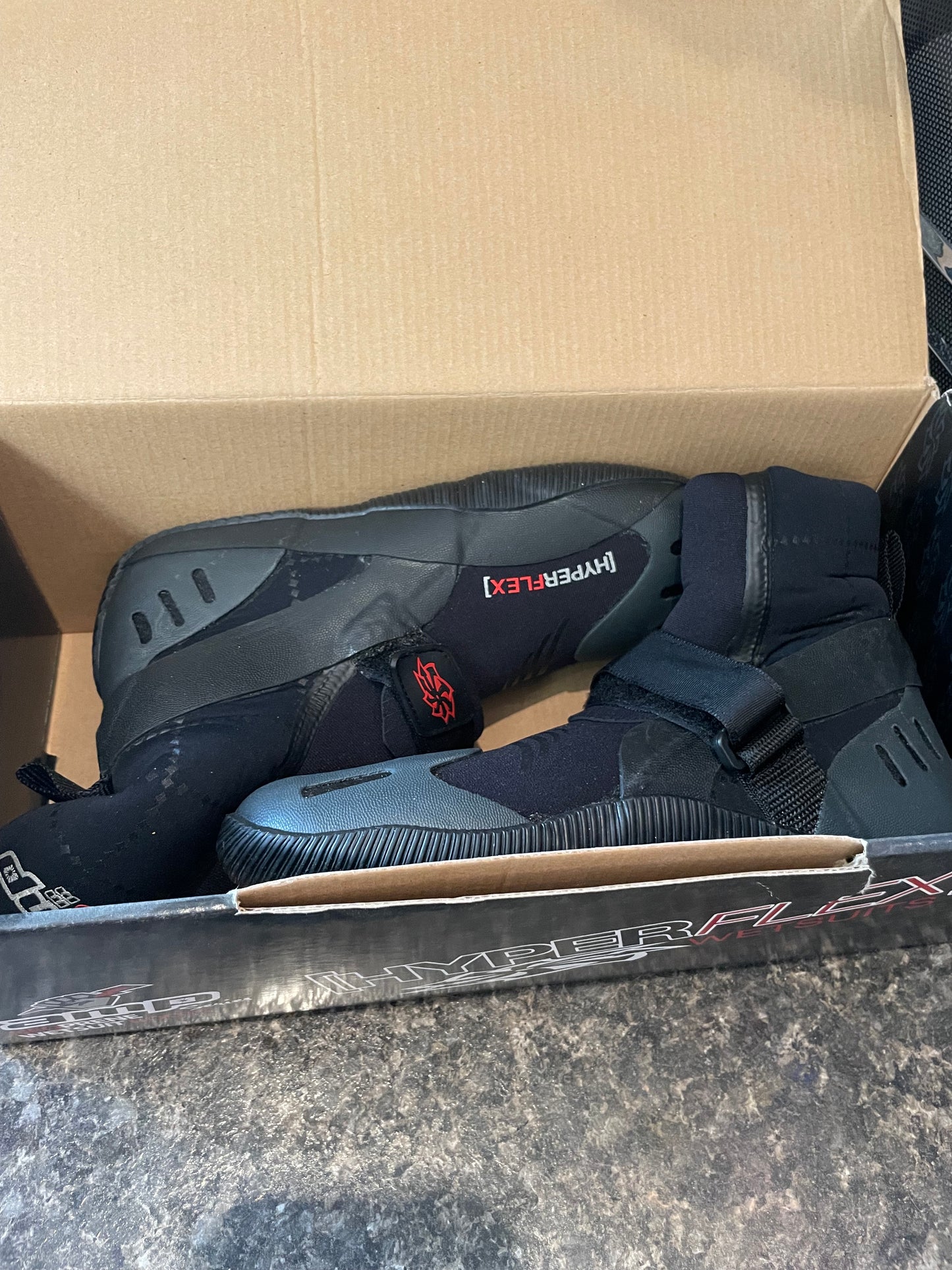 Hyperflex Amp 5mm RT Boot size 6 - FINAL SALE