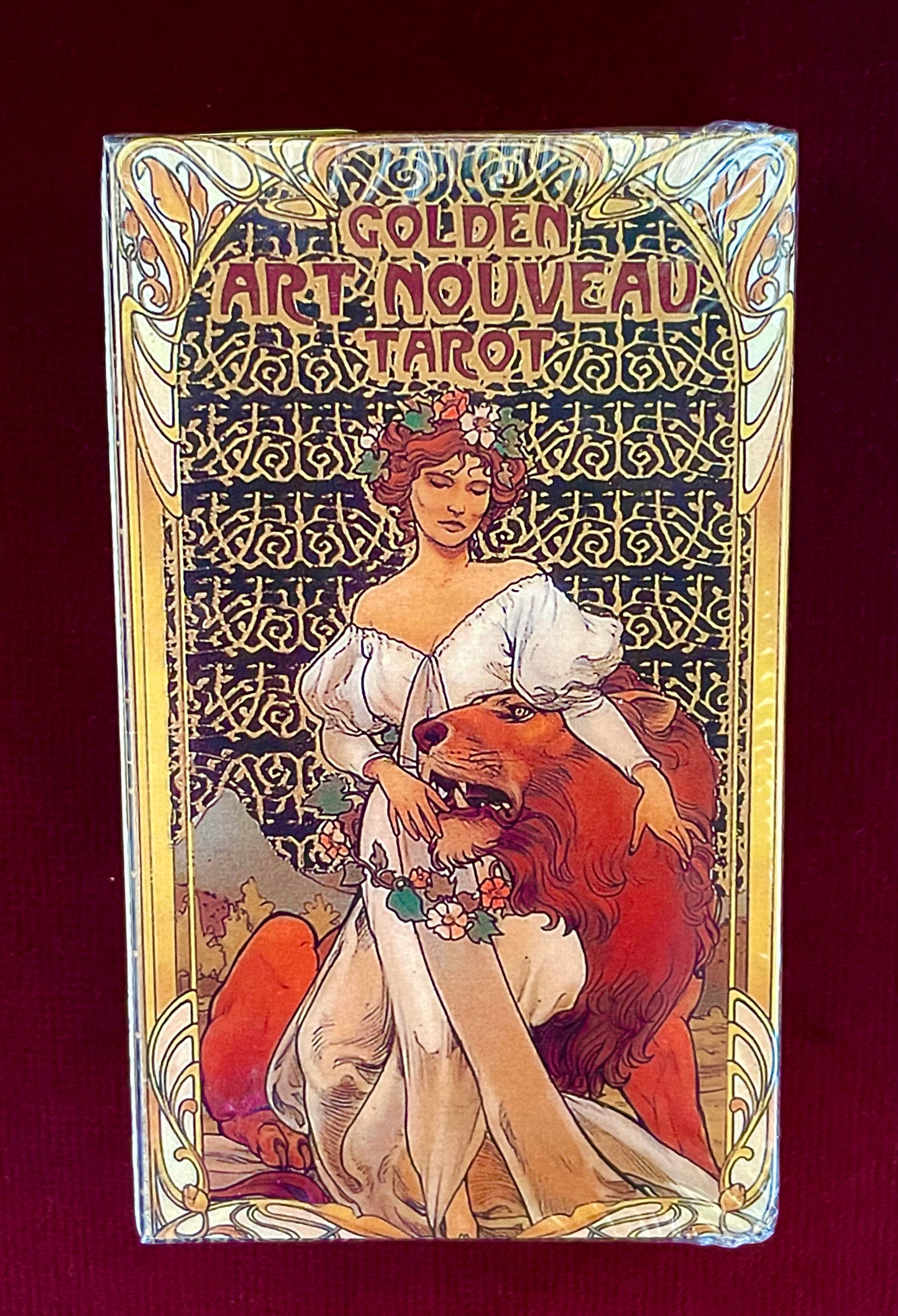 Golden Art Nouveau Tarot